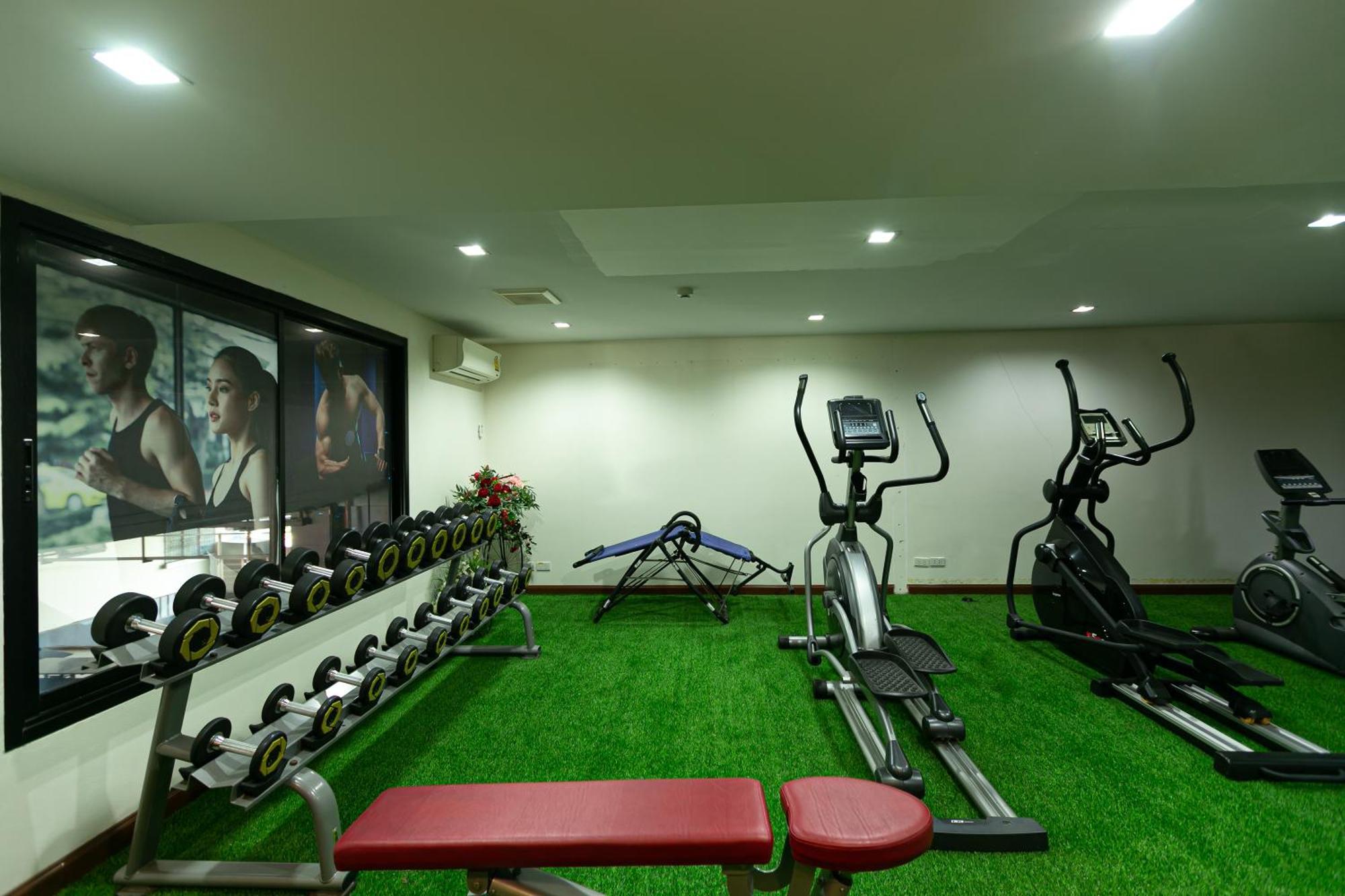 Grand Ratchapruek Hotel Pak Kret Exterior photo